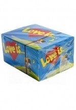 Блок жвачек Love is — "Банан-Клубника" оптом